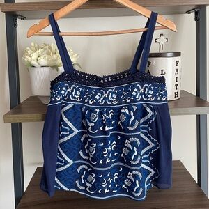 NWOT Sea New York Bluee and White Embroidered Top, Size 0